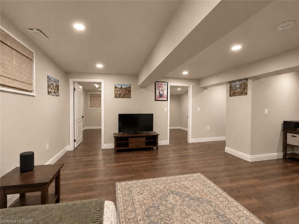 LOWER-18 Spachman Street, Kitchener, view 6