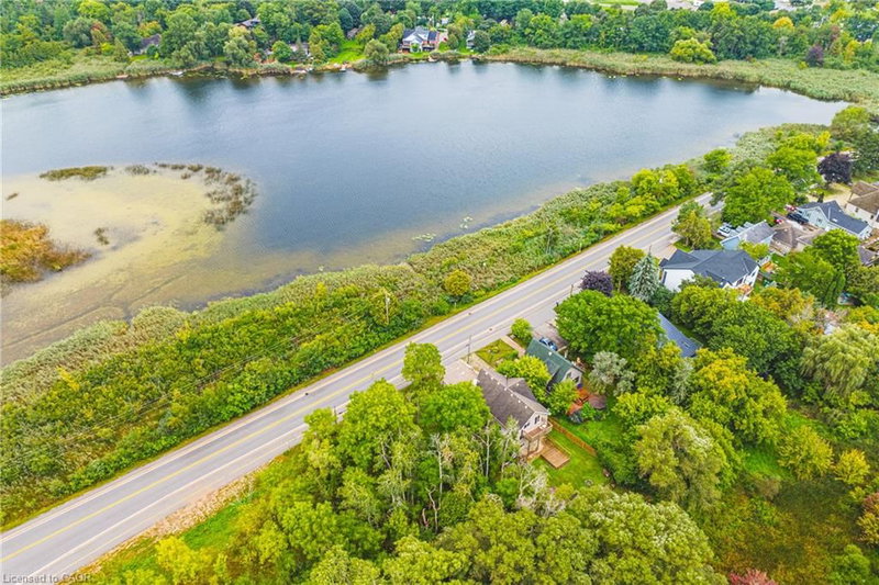 8 Lake Road photo 5