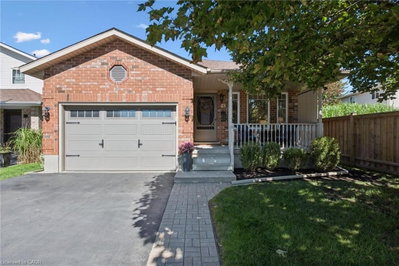 48 Abbeywood Crescent