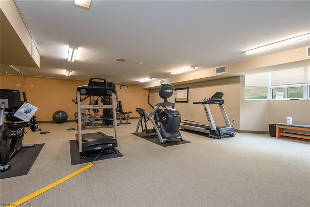 914-35 Green Valley Drive, Kitchener, view 24
