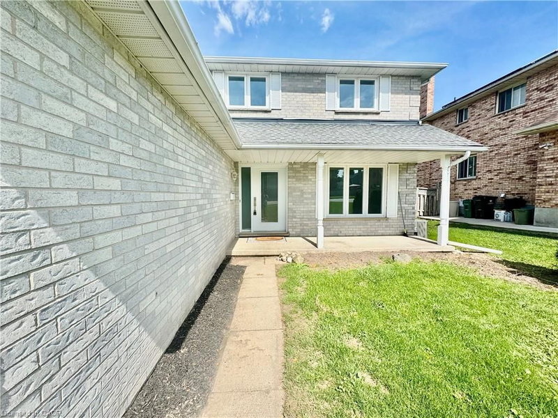 Upper - 399 Winston Boulevard
