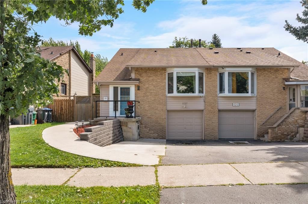 Single Family Residence sold at 2727 Bucklepost Crescent, Meadowvale, ON, L5N 1X6 - Meadowvale - MLS: 40863012