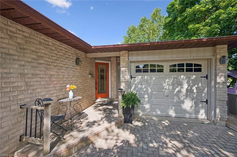 139 Westvale Drive photo 4
