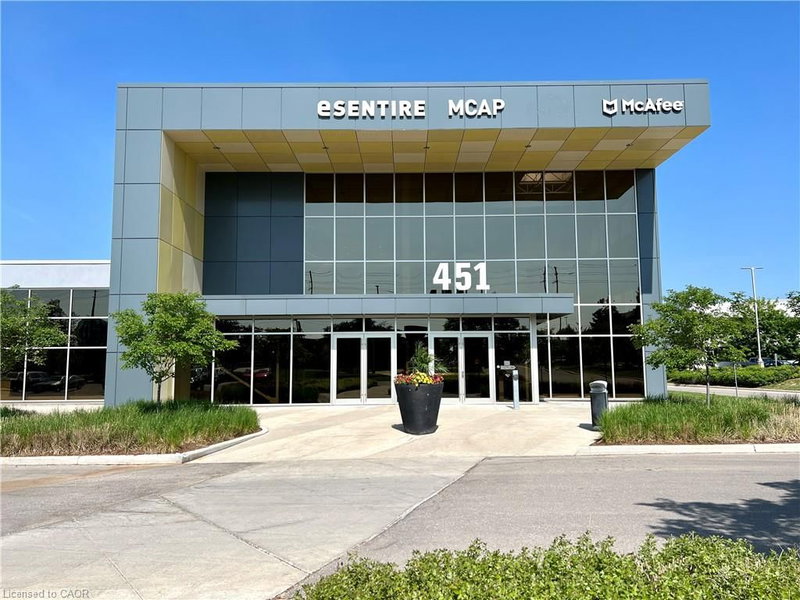 451 Phillip Street photo 1