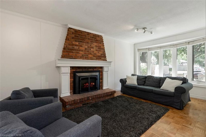 5081 Brady Avenue photo 4