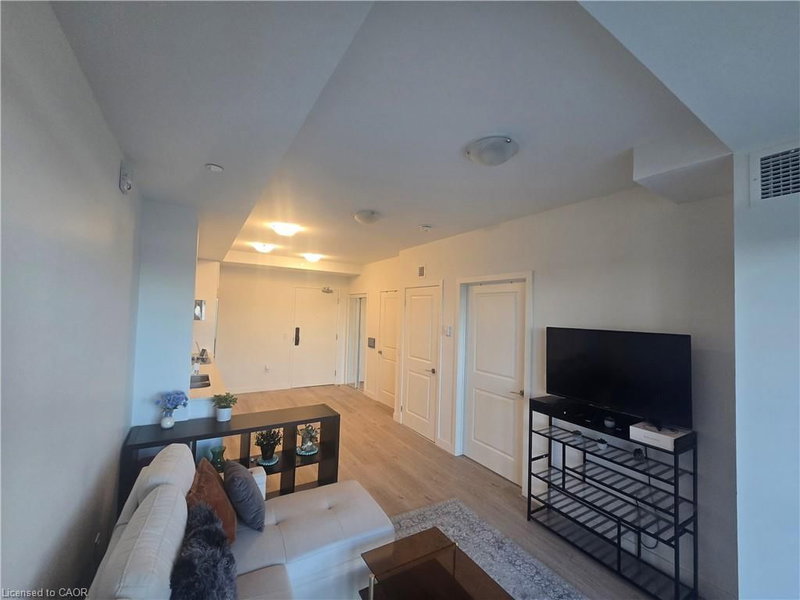 319 - 461 Green Road