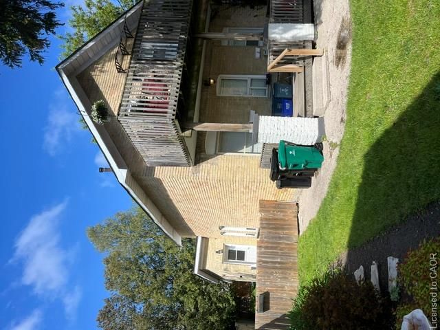 87 Lancaster Street W