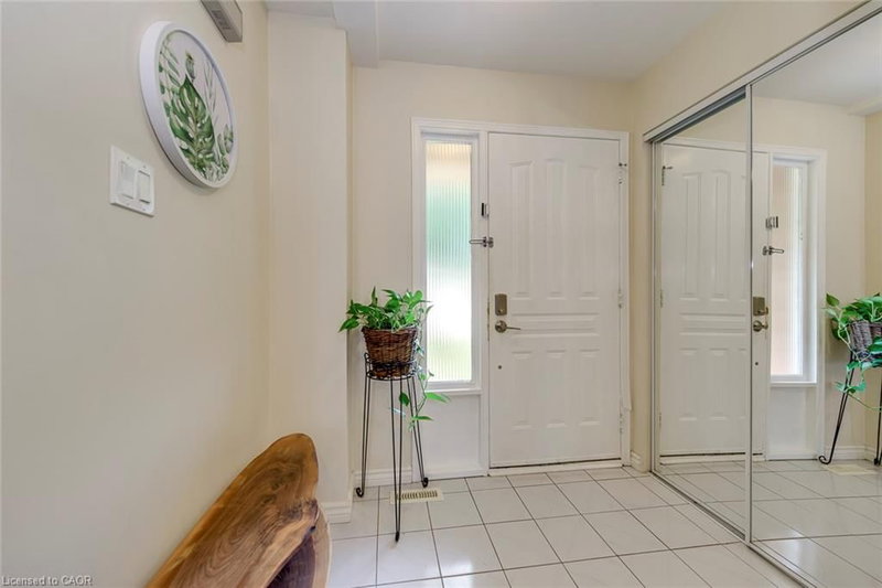 2549 Addingham Crescent