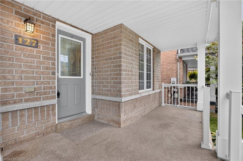 127 Knapton Drive photo 5