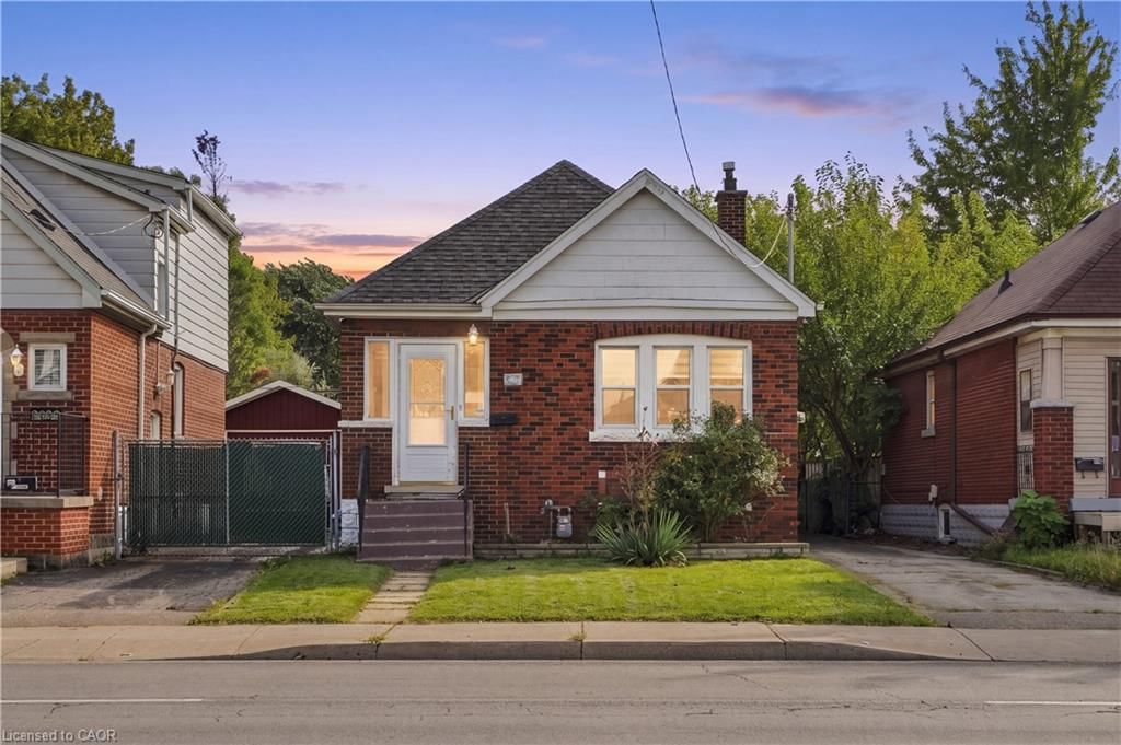 Single Family Residence for sale at 1494 Main Street, Hamilton, ON, L8K 1E1 - Bartonville/Glenview - MLS: 40863192