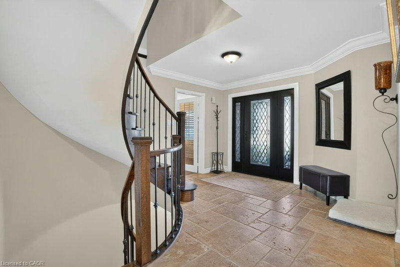 12 Beasley Crescent photo 4