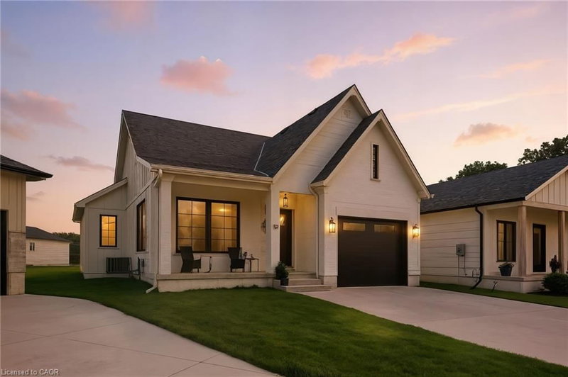 10 Macneil Court
