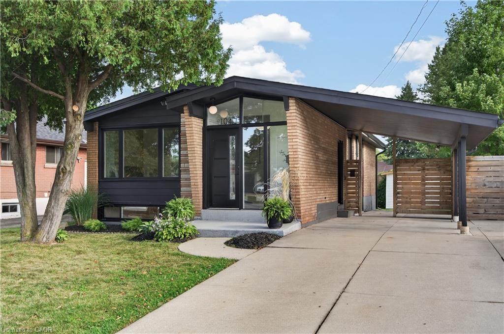 Single Family Residence for sale at 104 Sanatorium Road, Hamilton, ON, L9C 1Y5 - Buchanan - MLS: 40863243