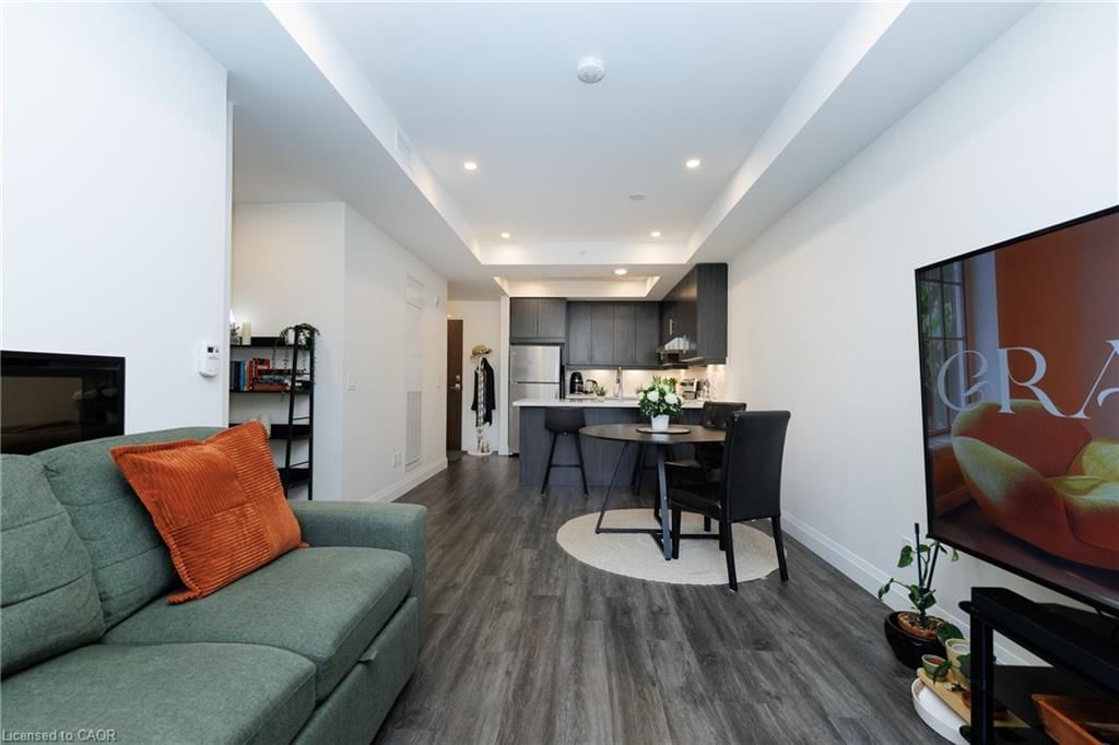 Condo/Apt Unit for sale at 201-30 Hamilton Street, Waterdown, ON, L8B 1V8 - Waterdown East - MLS: 40863259