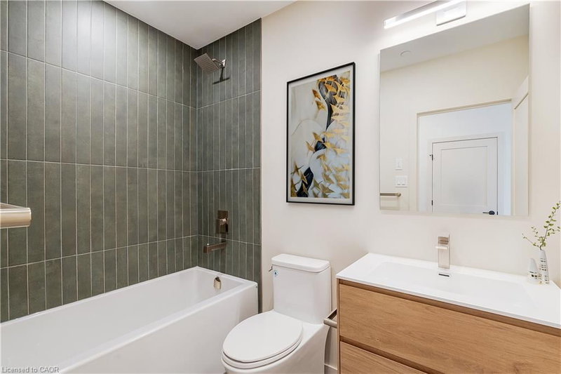 4390 Hillview Drive photo 5