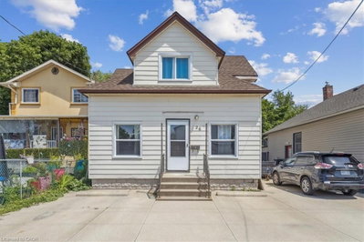 26 Vine Street S