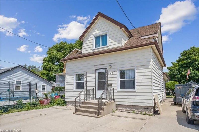 26 Vine Street S