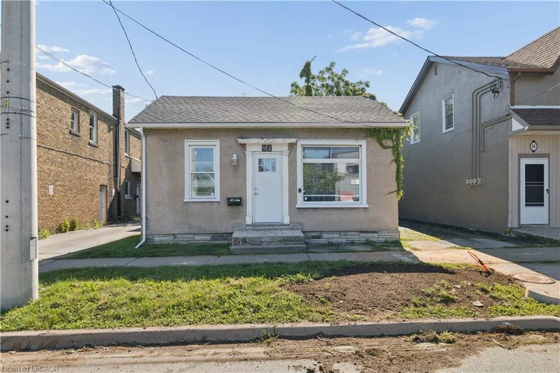 92 Lake Street photo 1