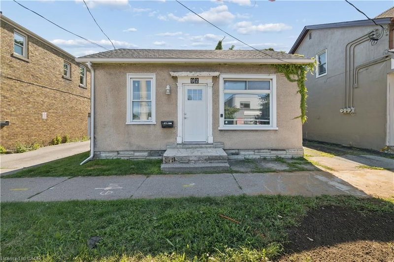 92 Lake Street photo 2