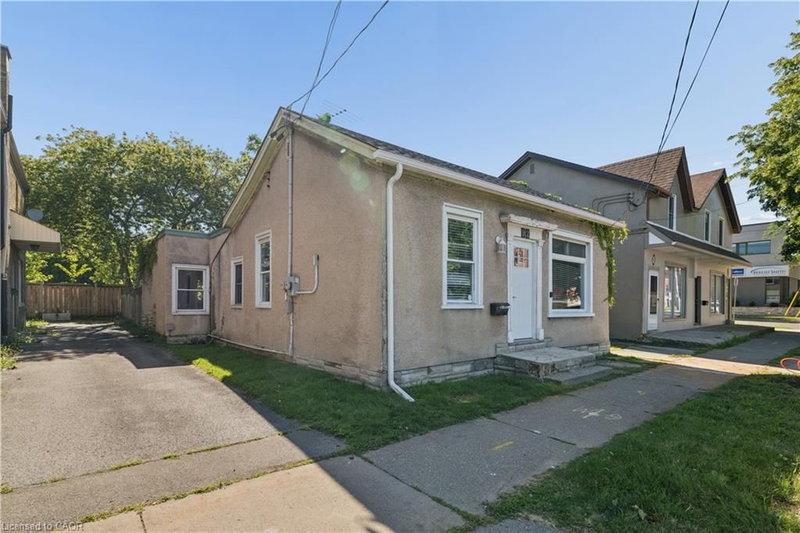 92 Lake Street photo 3