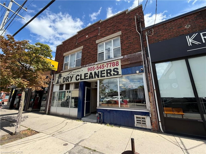 246-248 Ottawa Street N photo 1