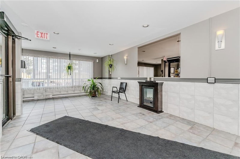 502 - 65 Highland Crescent