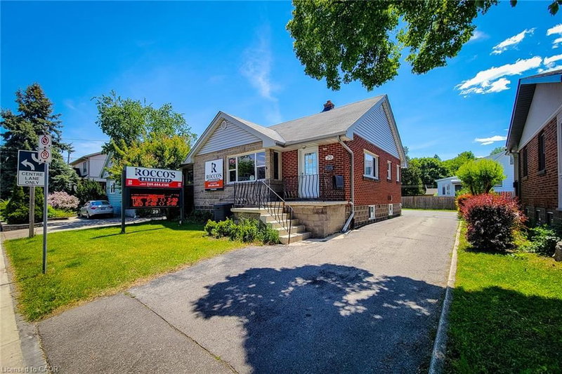 29 King Street W