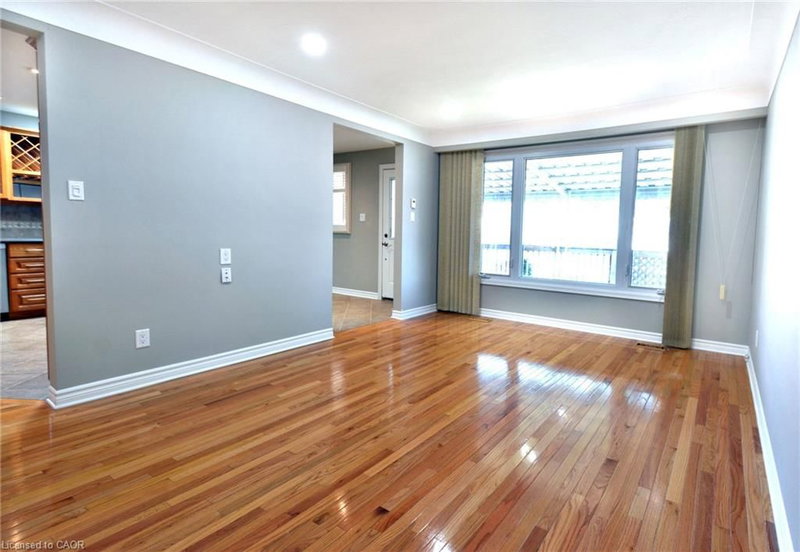 867 Upper Sherman Avenue