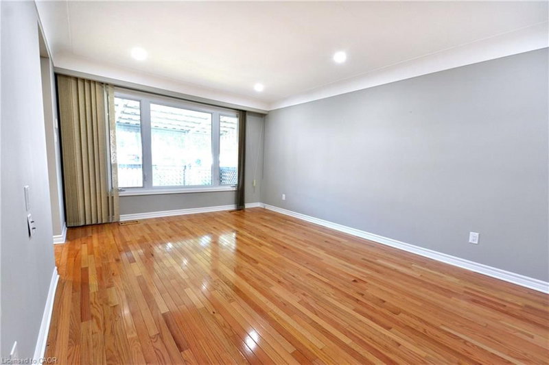 867 Upper Sherman Avenue photo 4