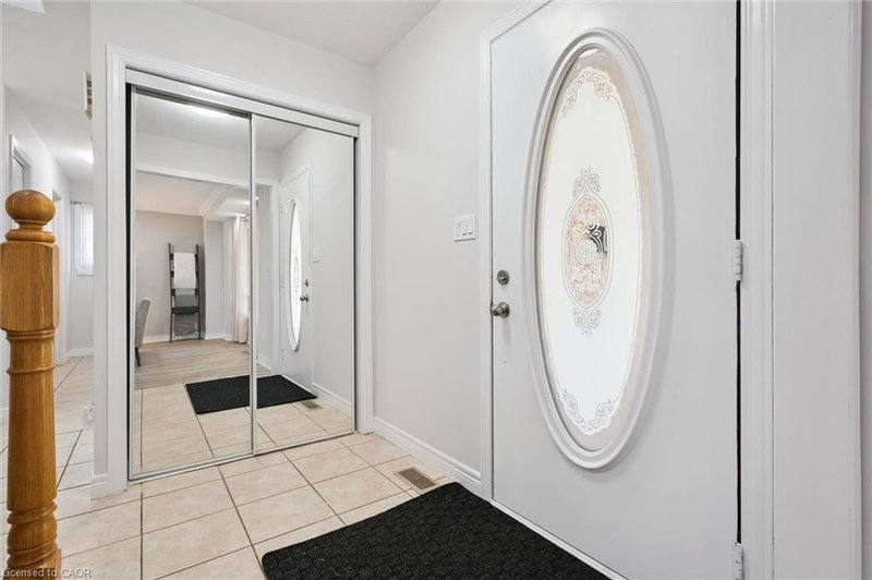 235 Deerpath Drive photo 4