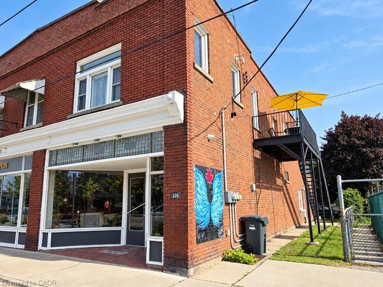 326 Main Street photo 1