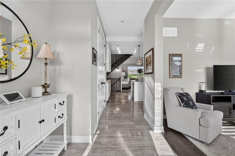 62 Forestview Court photo 5