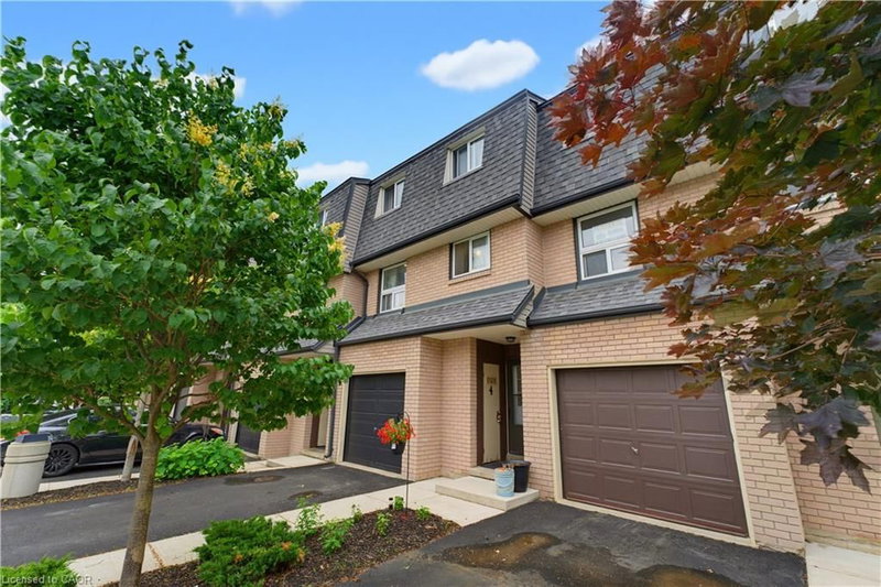 4 - 138 Blackhorne Drive