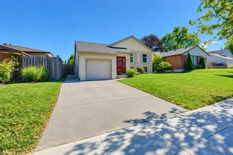 34 Wayne Drive photo 4