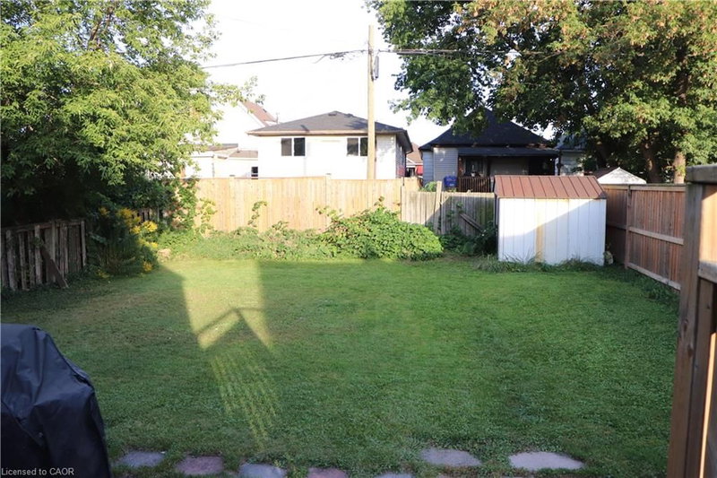 348 Weir Street N photo 4