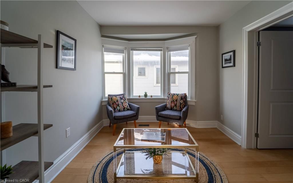 Main - 401 Courtland Avenue E, Kitchener 4