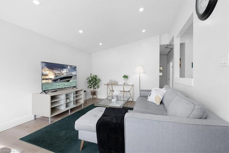 37 Lilacside Drive