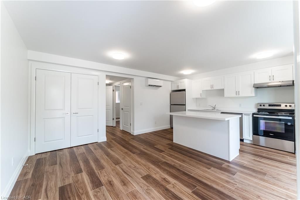 B - 95 Kinzie Avenue 2