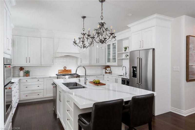 32 Parkshore Place photo 4