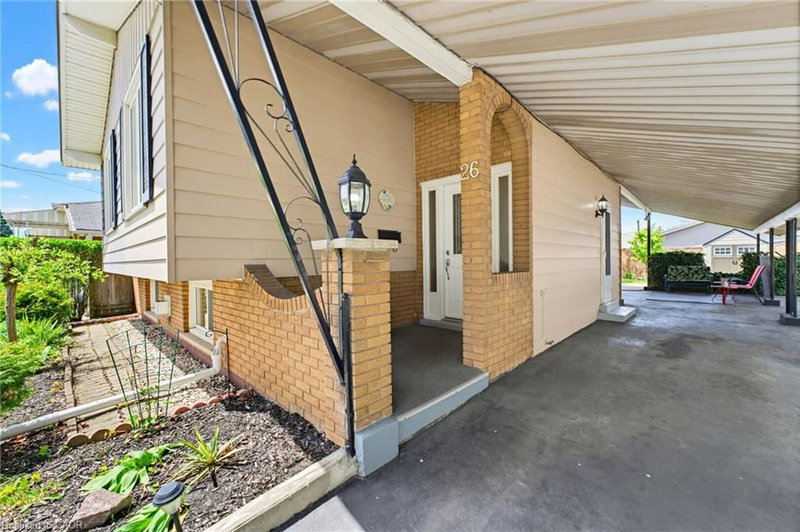 26 Rivercrest Road