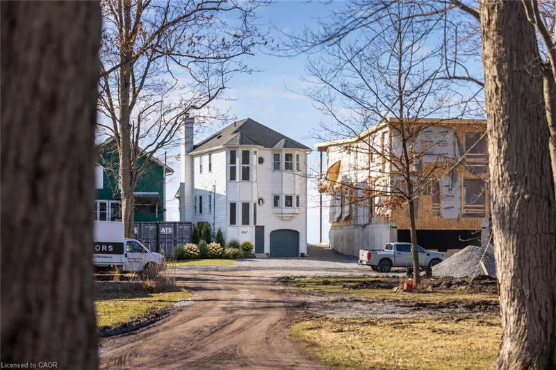 4347 Erie Road photo 4