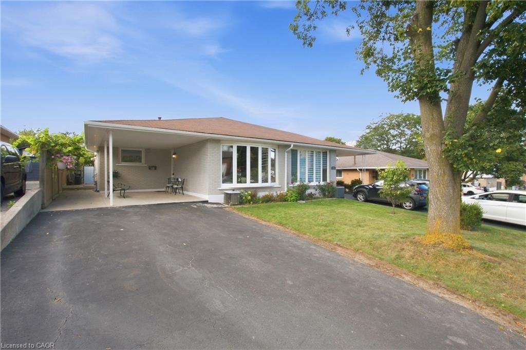 Single Family Residence for sale at 58 Tindale Court, Hamilton, ON, L8K 6C7 - Vincent - MLS: 40863826