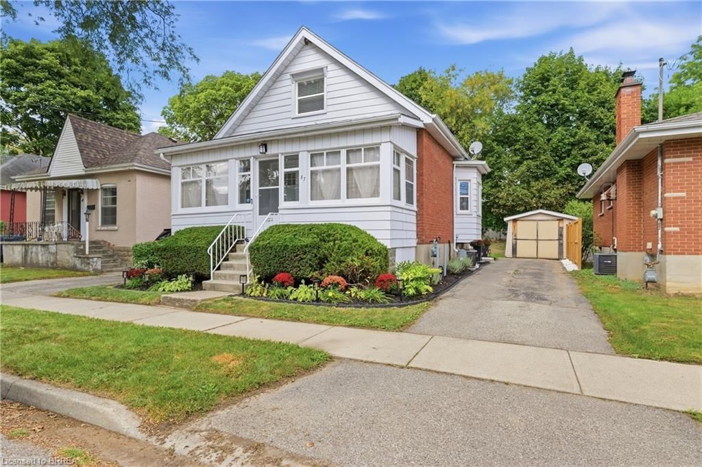 Single Family Residence for sale at 87 Strathcona Avenue, Brantford, ON, N3S 1T7 - Eagle Place West - MLS: 40863828