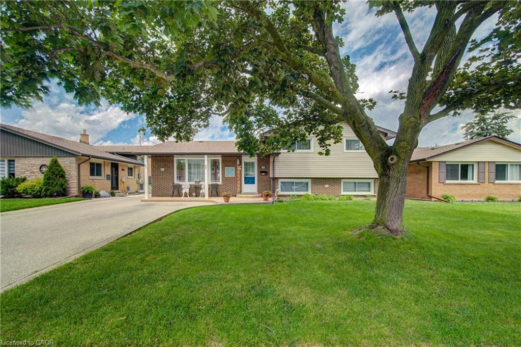 Single Family Residence for sale at 99 Highman Avenue, Cambridge, ON, N1R 3M2 - Glenview, Lincoln, Oak - MLS: 40863839