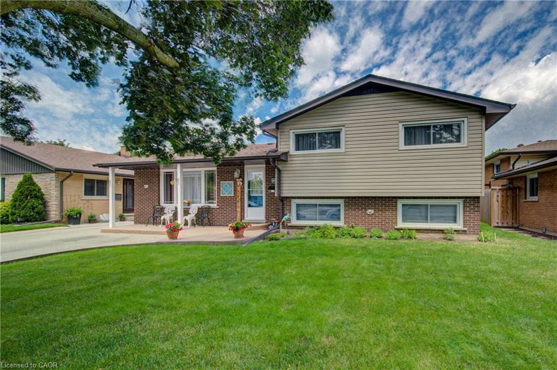 99 Highman Avenue photo 5