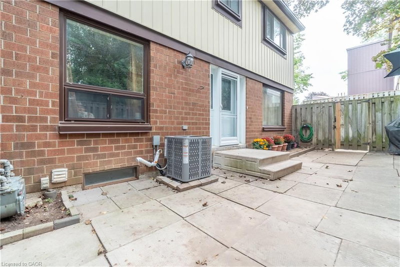 45 Marksam Road photo 4