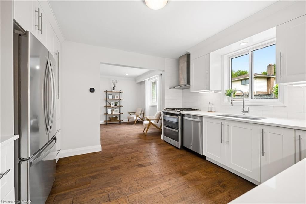 125 Martinglen Crescent, Kitchener, view 13