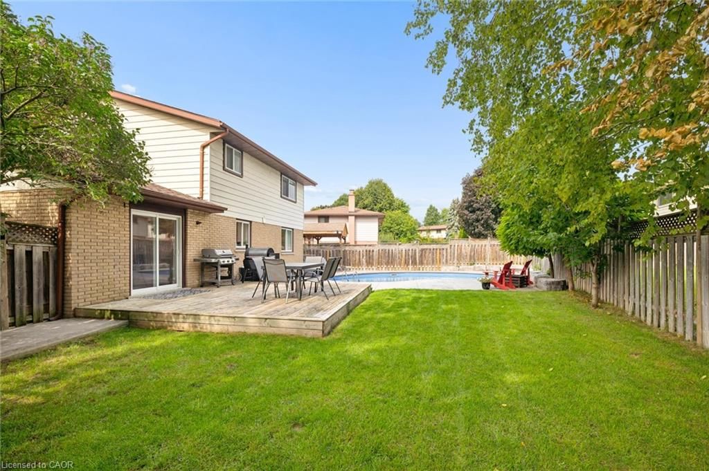 125 Martinglen Crescent, Kitchener, view 31