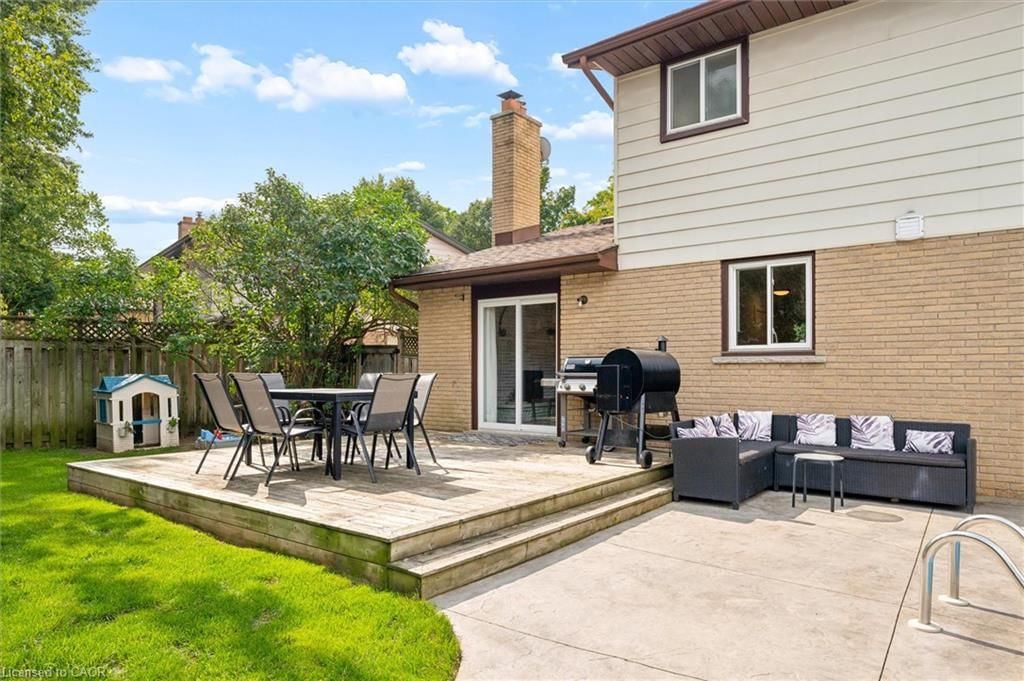 125 Martinglen Crescent, Kitchener, view 32