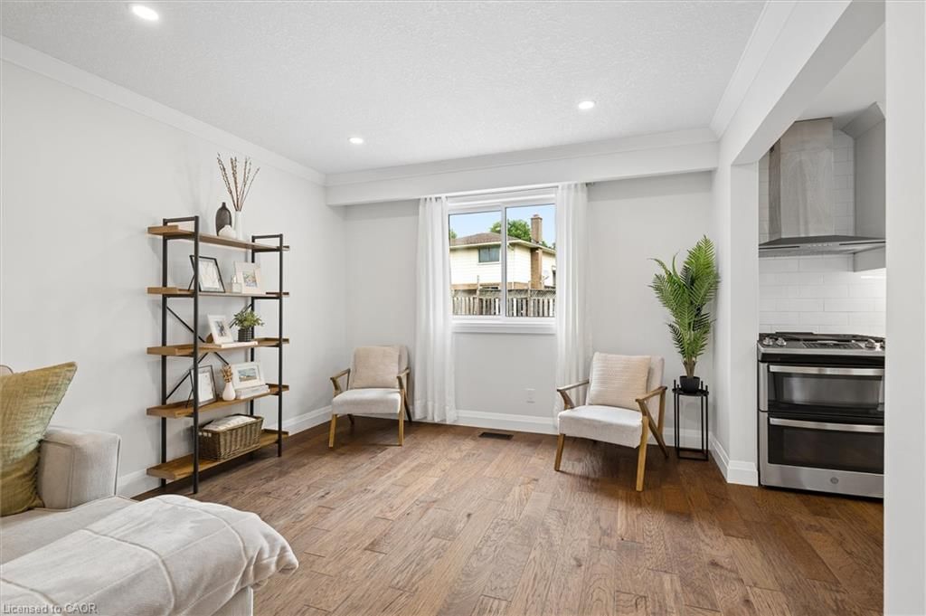 125 Martinglen Crescent, Kitchener, view 6